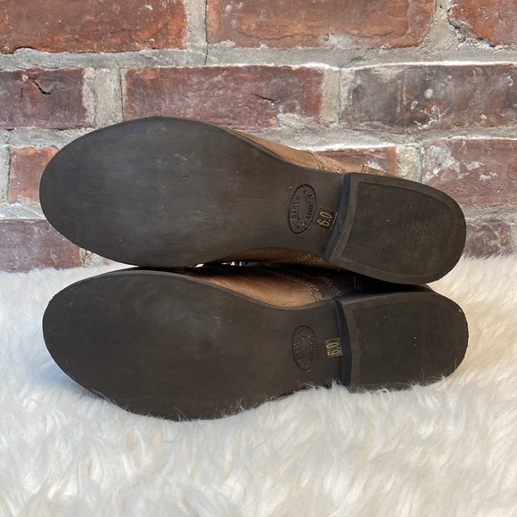 Steve Madden Troopa Leather Moto Boots in Stone, Size 6M - Picture 17 of 17